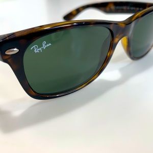 Rayban New Wayfarer sunglasses